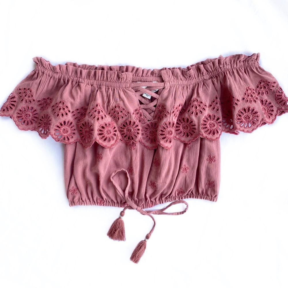 American Eagle Off the Shoulder Crop top